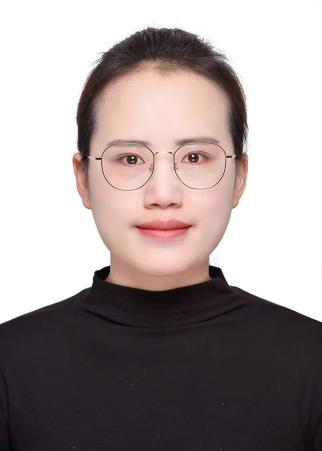 李萌